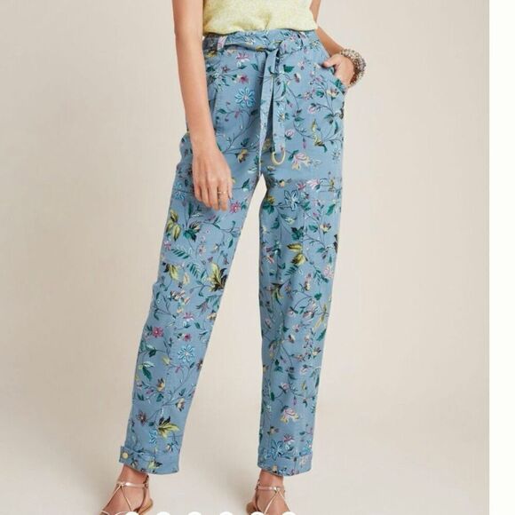 Anthropologie Victoria Floral Cargo Pants Size 4P - Picture 1 of 12